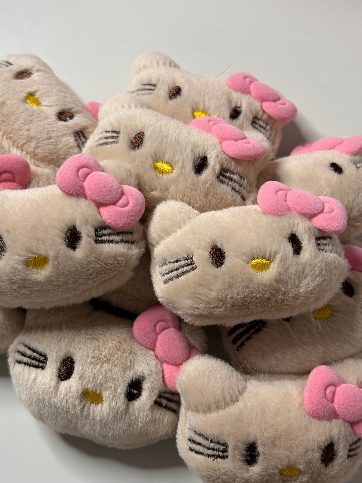 brown fluff hk