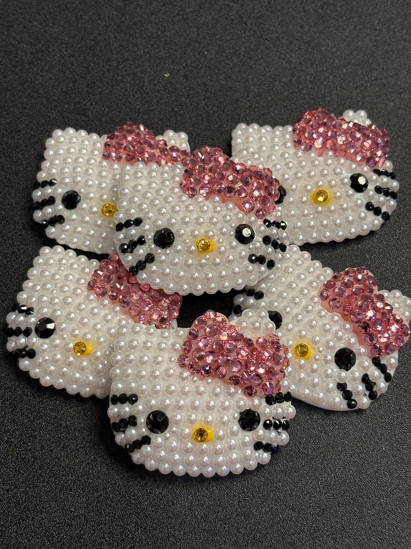 medium pearl kitty